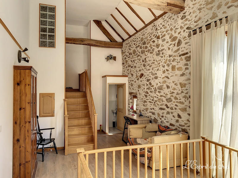 Maison - 287 m² - 14 pièces