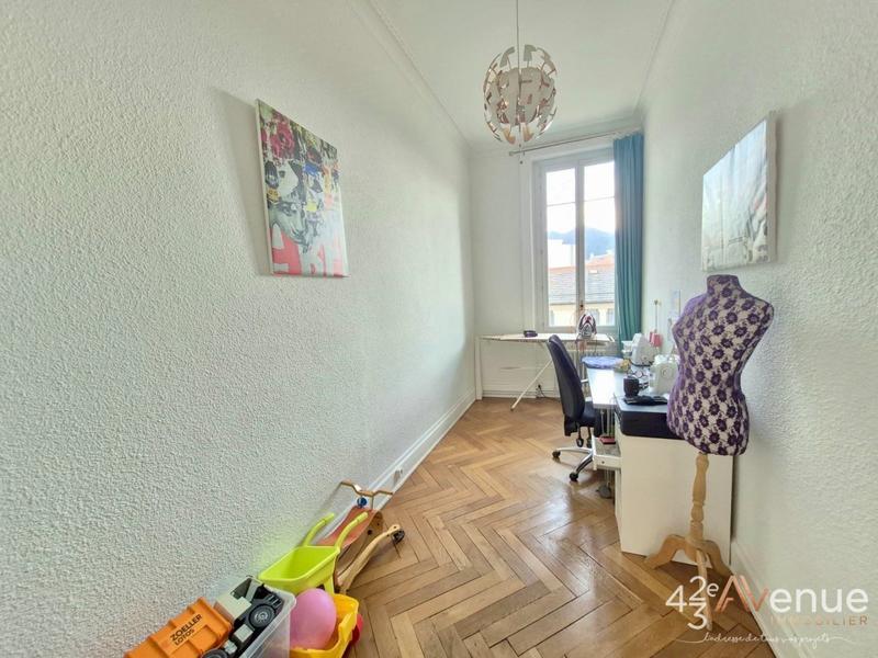 Appartement - 159 m² - 4 pièces