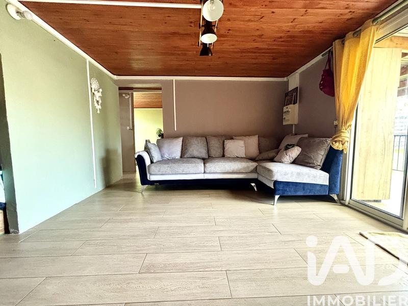 Maison - 98 m² - 5 pièces