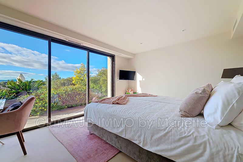 Villa - 306 m² - 7 pièces