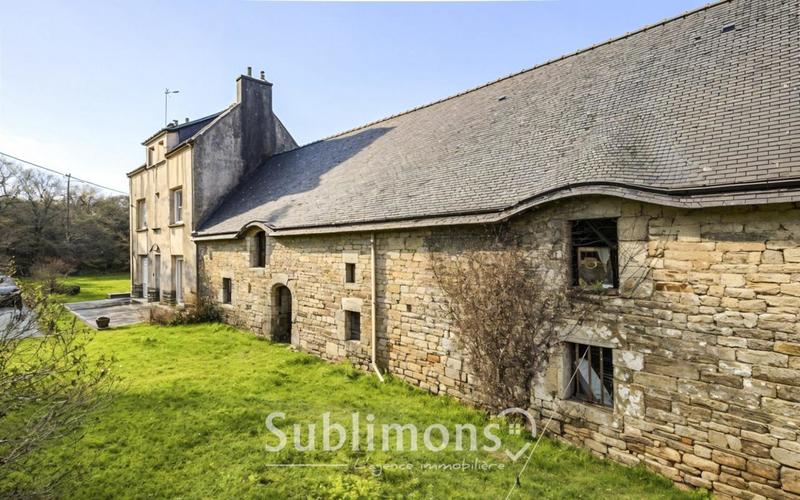 Maison ancienne - 180 m² - 1 pièce