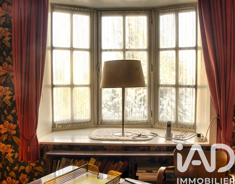 Maison - 181 m² - 7 pièces