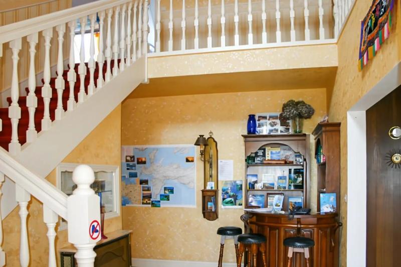 Maison - 295 m² - 8 pièces