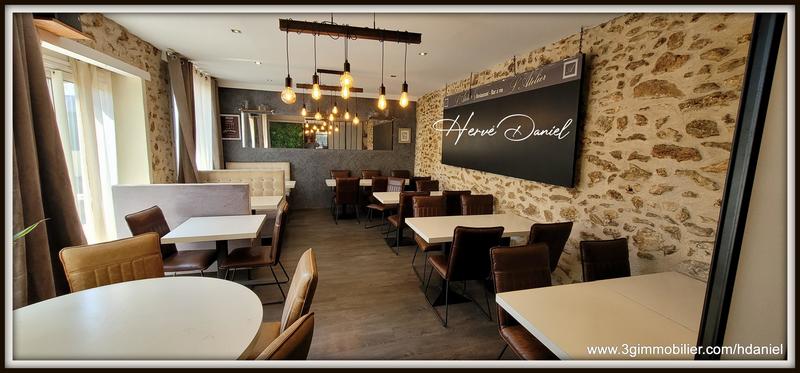 Local commercial - 150 m² - 5 pièces