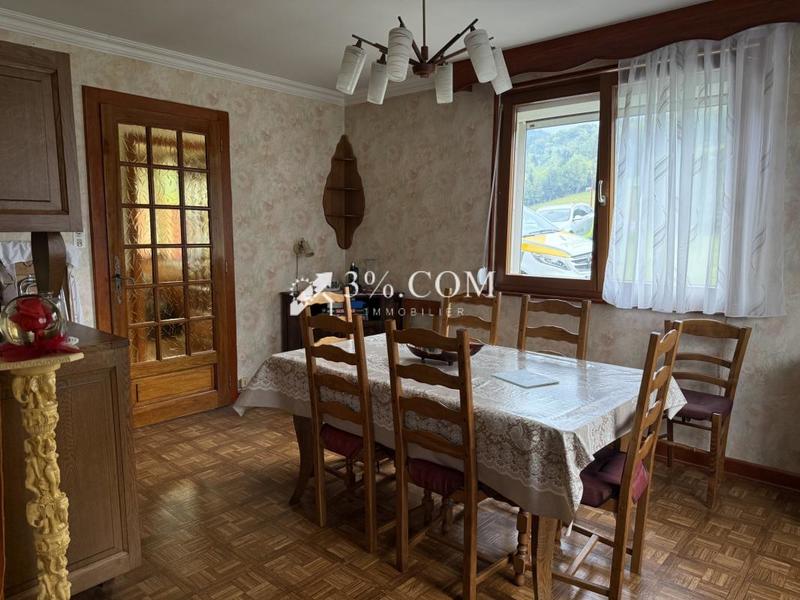 Maison - 102 m² - 6 pièces