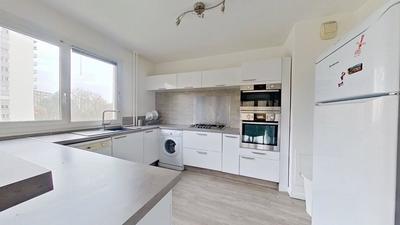 Appartement - 81 m² - 4 pièces