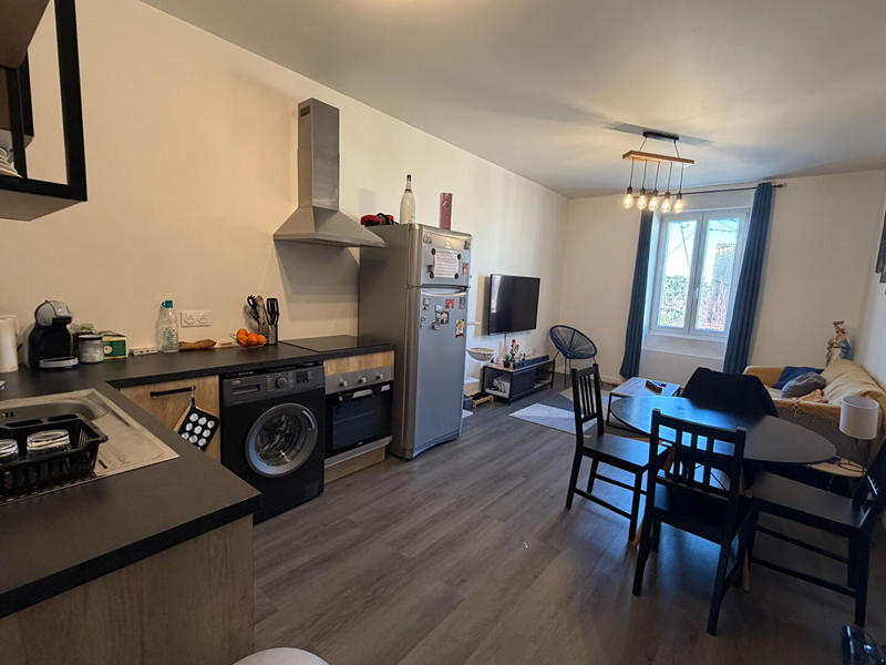 Immeuble - 180 m² - 9 pièces