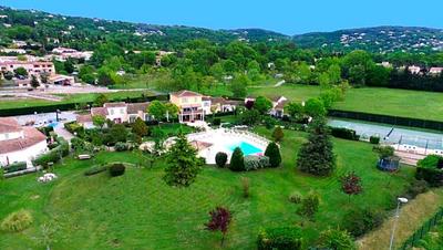 Hôtel particulier - 1 216 m² - 60 pièces