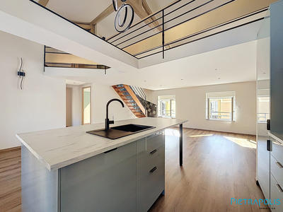 Duplex - 145 m² - 6 pièces