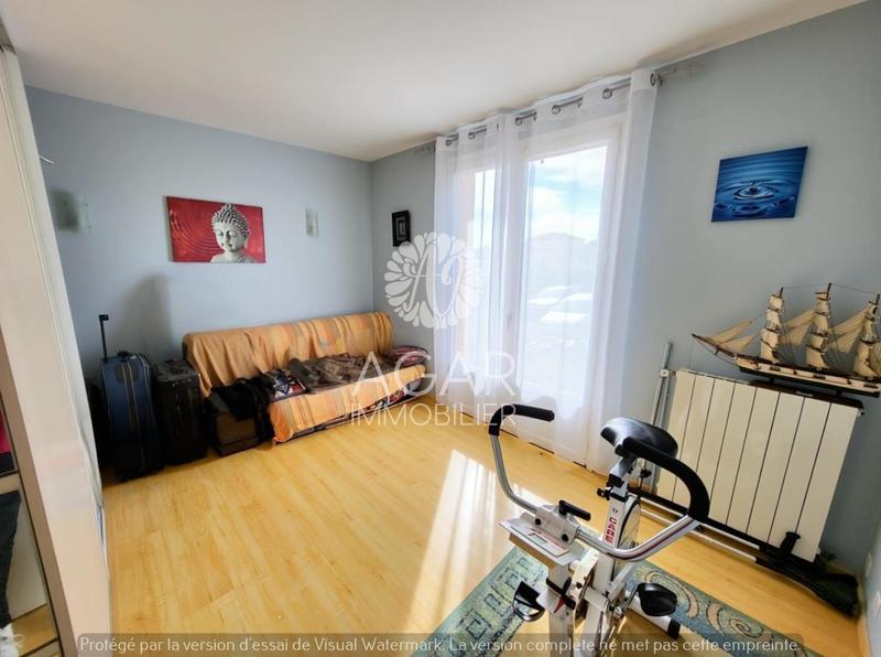 Maison - 151 m² - 6 pièces