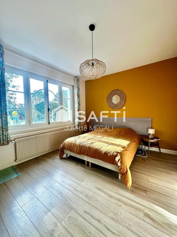 Maison de maîtres - 321 m² - 9 pièces