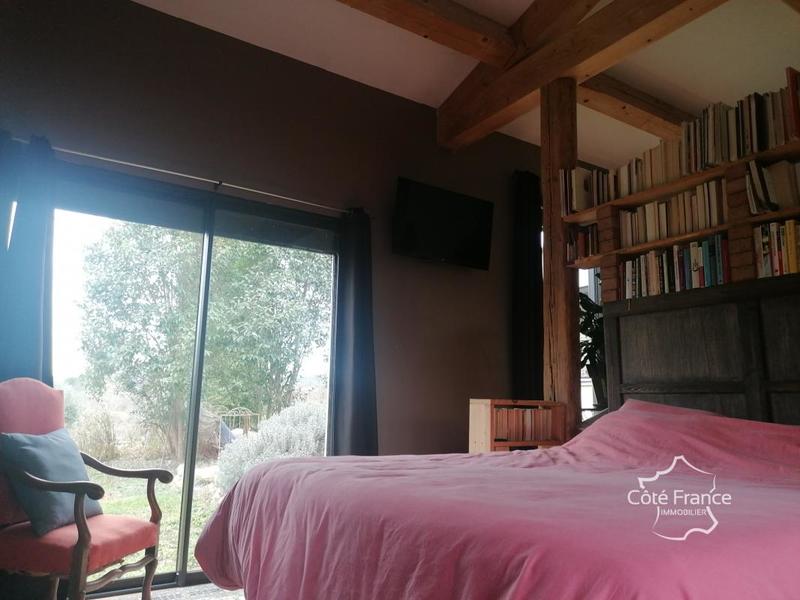 Mas - 250 m² - 9 pièces