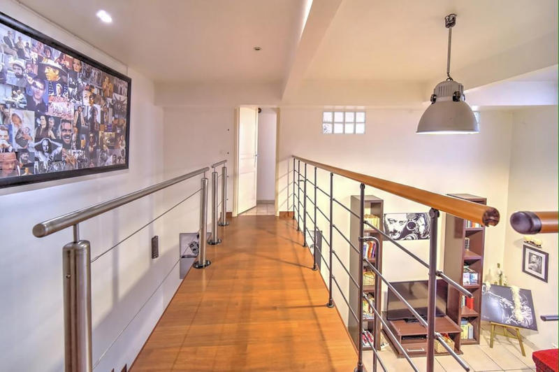 Appartement - 125 m² - 6 pièces