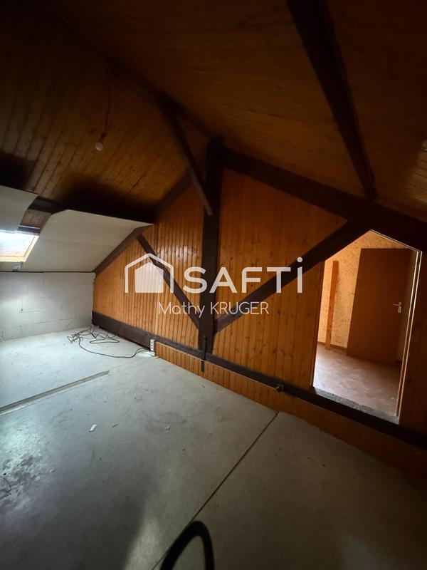 Maison - 257 m² - 8 pièces