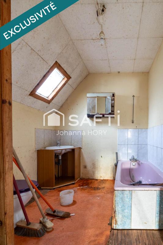 Maison - 216 m² - 10 pièces