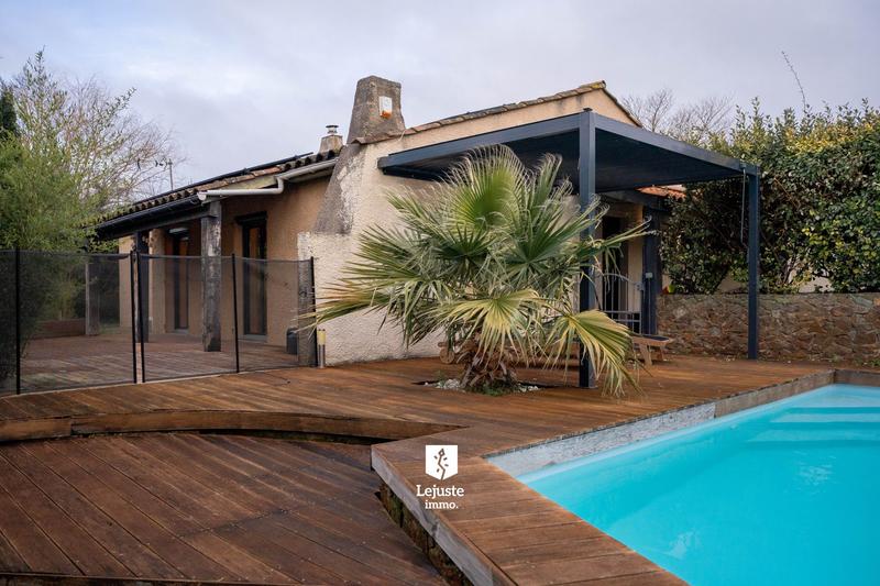 Maison - 110 m² - 4 pièces