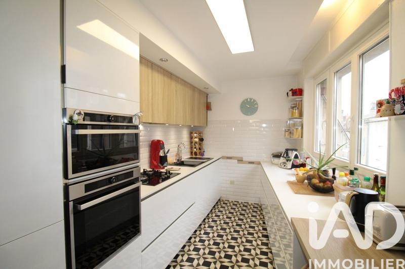 Appartement - 176 m² - 8 pièces