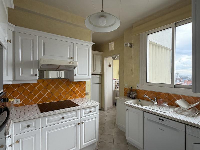 Appartement - 92 m² - 4 pièces