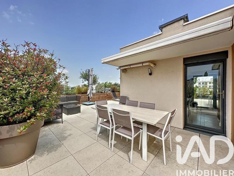 Duplex - 149 m² - 5 pièces