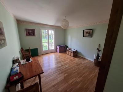 Maison - 151 m² - 6 pièces