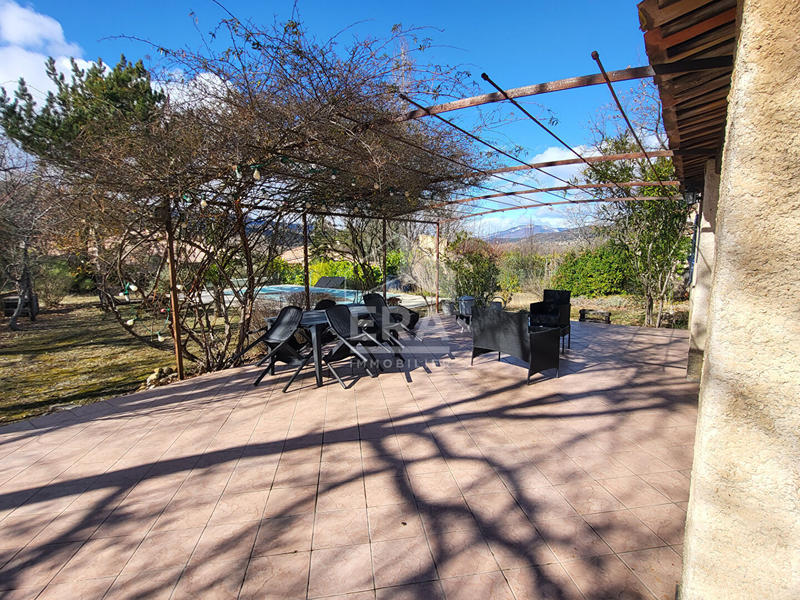 Maison - 138 m² - 6 pièces