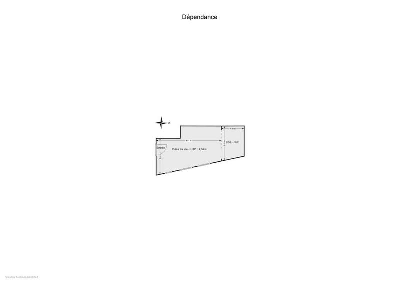 Maison - 595 m² - 8 pièces