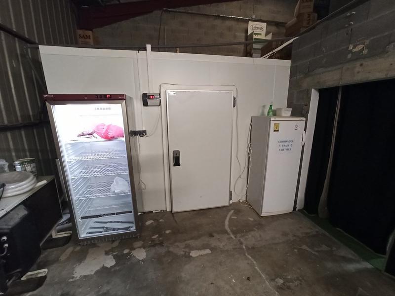 Fonds de commerce - 215 m²