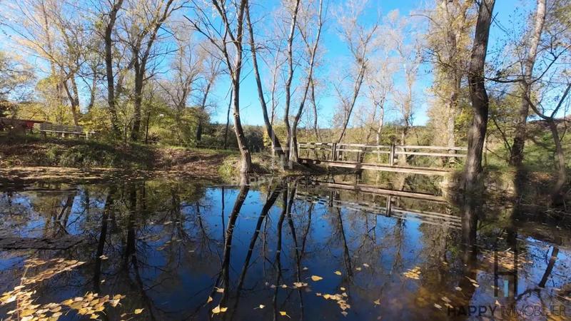 Propriété - 421 m² - 10 pièces