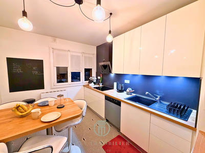 Appartement - 80 m² - 4 pièces