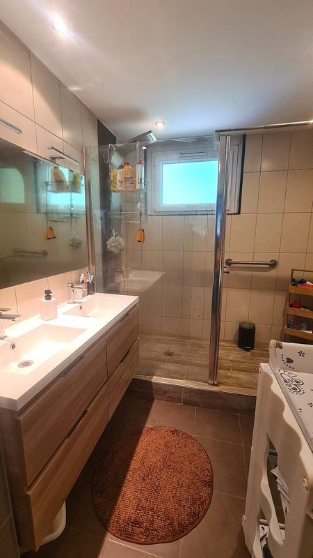 Maison - 170 m² - 7 pièces