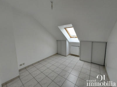 Maison - 874 m² - 4 pièces
