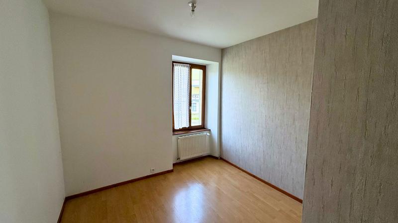 Maison - 210 m² - 10 pièces