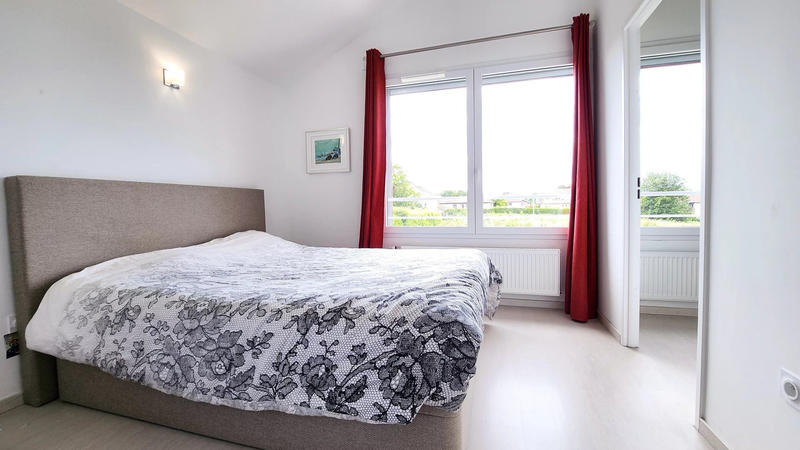 Maison - 93 m² - 4 pièces