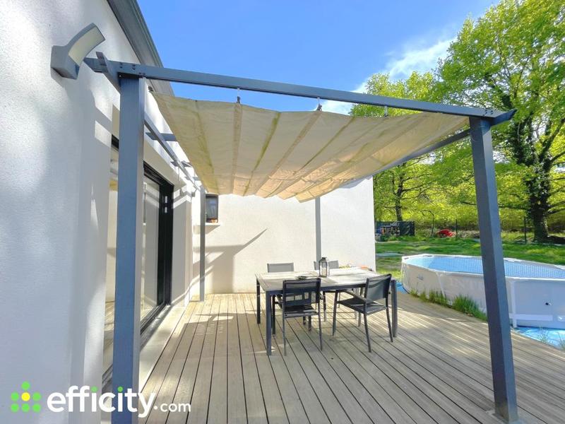 Maison - 97 m² - 6 pièces