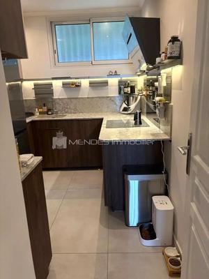 Appartement - 84 m² - 3 pièces