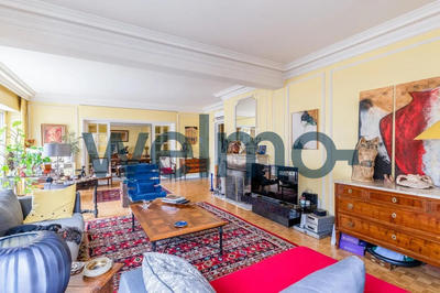 Appartement - 171 m² - 5 pièces