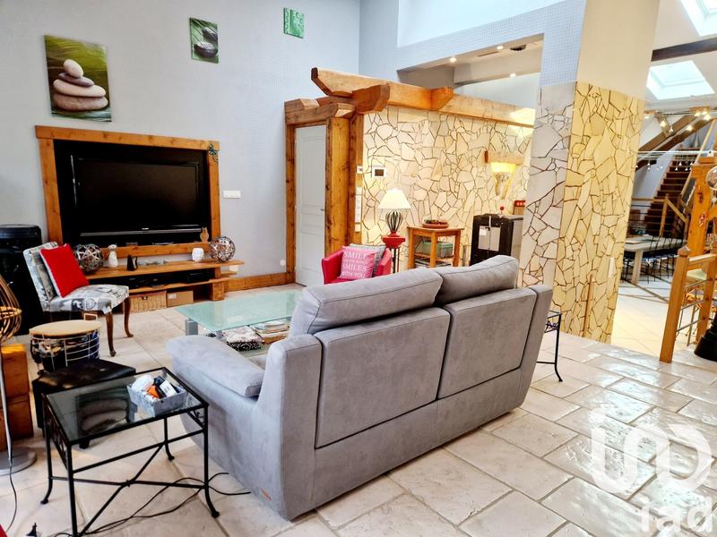 Maison de village - 214 m² - 5 pièces