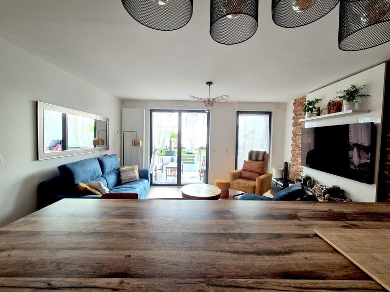 Appartement - 82 m² - 4 pièces