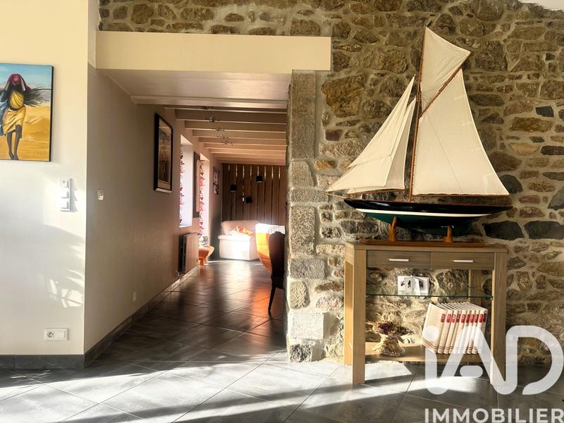 Maison - 188 m² - 7 pièces