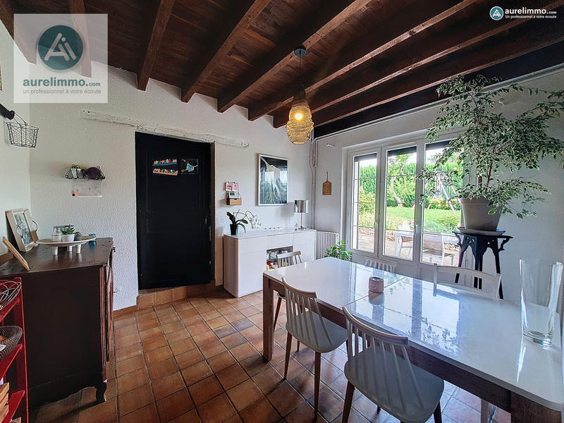 Maison ancienne - 212 m² - 8 pièces