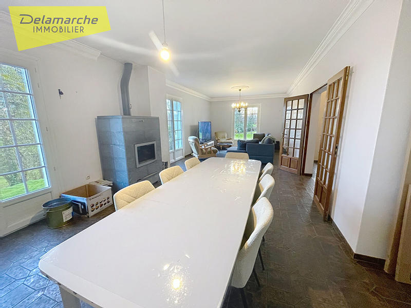 Maison - 166 m² - 6 pièces