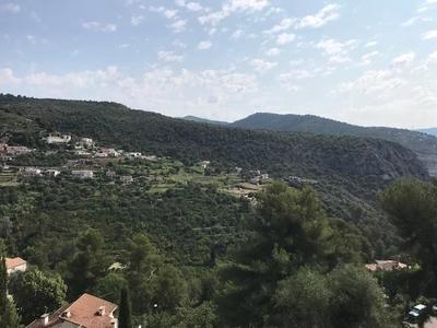 Appartement - 97 m² - 4 pièces