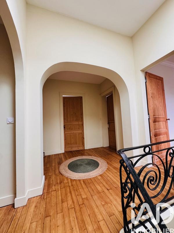 Maison de ville - 228 m² - 7 pièces