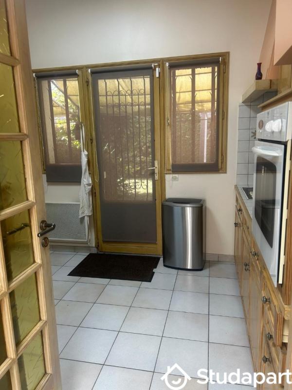 Chambre - 13 m² - 1 pièce