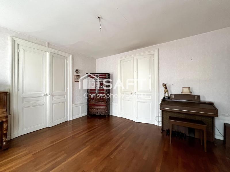 Maison de maîtres - 156 m² - 9 pièces