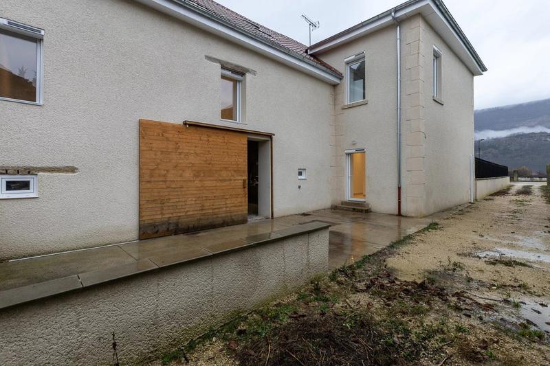 Maison - 195 m² - 6 pièces