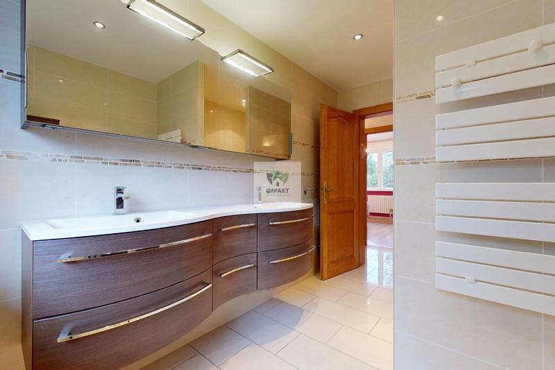 Maison - 116 m² - 7 pièces