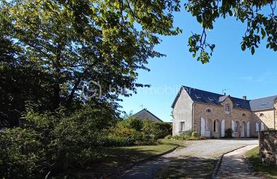Maison en pierre - 171 m² - 8 pièces