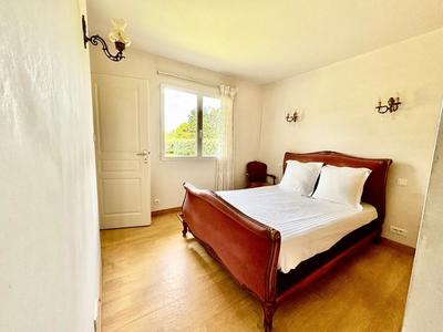 Maison - 121 m² - 5 pièces