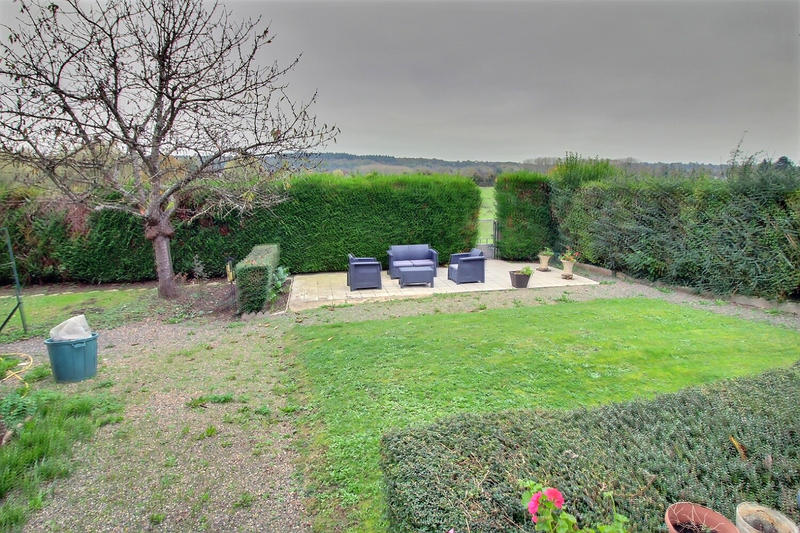 Maison - 99 m² - 6 pièces